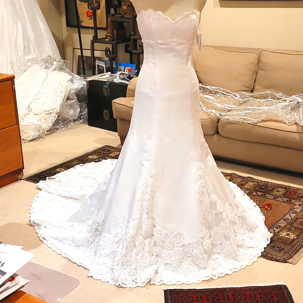 Beaded Embroidered princess strapless scallop edge hem bridal gown